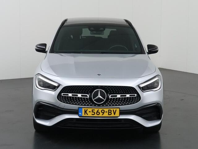 Mercedes-Benz GLA-KLASSE 200 Business Solution AMG | Night | Panoramadak | Memory | Widescreen | Multibeam |