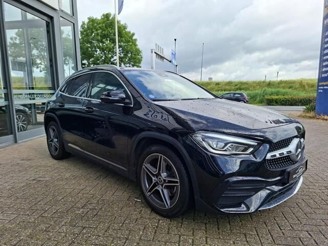 Mercedes-Benz GLA-KLASSE 200 AMG LINE AUTOMAAT LMV NAVI PDC-CAMERA STOELVW