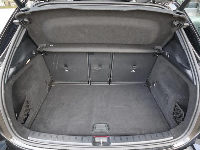 Mercedes-Benz GLA-KLASSE 250 e Business Solution AMG