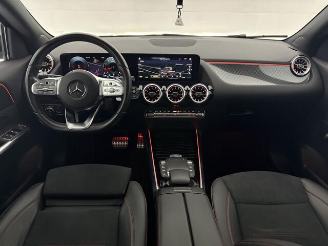 Mercedes-Benz GLA-KLASSE 180 AMG | Pano | Sfeer | Virtual | Multibeam LED | Camera | Carplay | Cruise | NAP