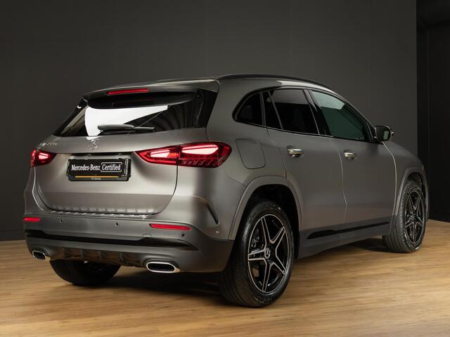 Mercedes-Benz GLA-KLASSE 250 e Business Solution AMG Panorama dak
