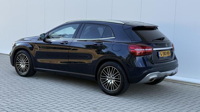 Mercedes-Benz GLA-KLASSE 250 Premium Plus | CarPlay | Trekhaak | Memory | Stoelverwarming | 211 PK |