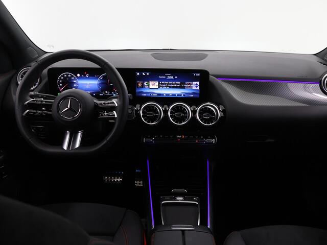 Mercedes-Benz GLA-KLASSE 250 e Star Edition AMG Line | Night | Multibeam | Stoelverwarming | 19" lichtmetalen velgen | Keyless |
