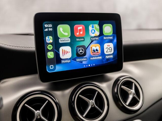 Mercedes-Benz GLA-KLASSE 200 AMG Sport 156Pk Automaat (PANORAMADAK, APPLE CARPLAY, GROOT NAVI, CAMERA, LEDER, SPORTSTOELEN, ZWART HEMEL, GETINT GLAS, STOELVERWARMING, NIEUWSTAAT)