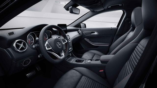 Mercedes-Benz GLA-KLASSE 180 Business Solution AMG Limited | Nifght | Multibeam | Getint glas | Achteruitrijcamera |