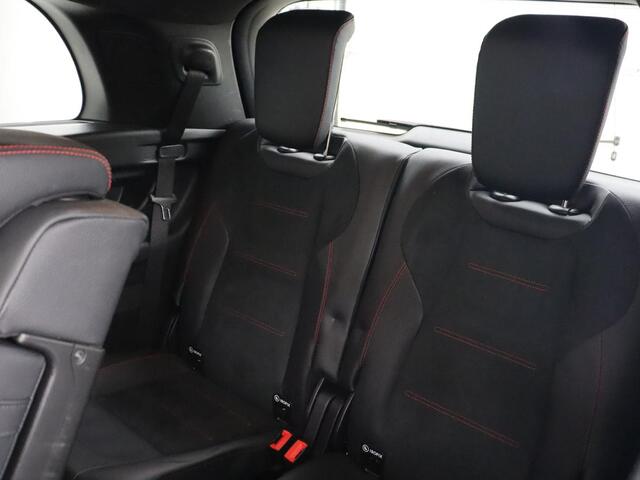 Mercedes-Benz GLB-Klasse 200 Business Solution AMG 7-persoons | Stoelverwarming | Leder/Alcantara | Side Assist | Navigatie | Full LED | Widescreen | Park Assist