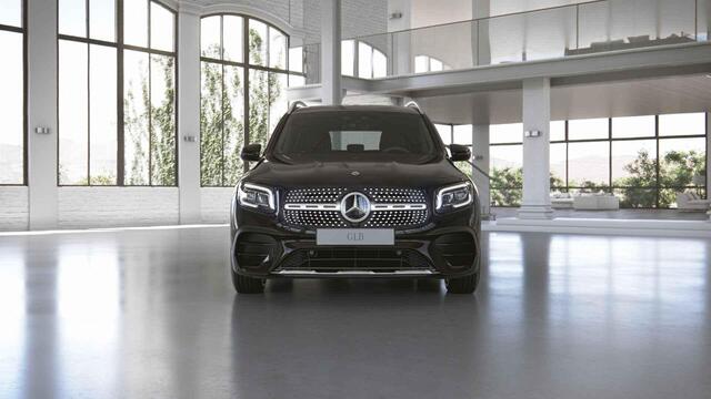 Mercedes-Benz GLB-Klasse 200 Premium Plus AMG | 19" lichtmetalen velgen | Widescvreen | Stoelverwarming |