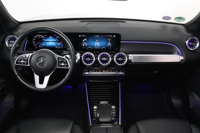 Mercedes-Benz GLB-Klasse 180 Luxury 7-Persoons, Panoramadak, Leder, Sfeerverlichting, Trekhaak, Apple Carplay/Android Auto