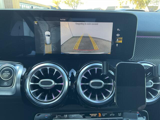 Mercedes-Benz GLB-Klasse 7-Pers 200 Business Solution AMG 7p. Pano Memoryseats Trekhaak 7-Persoons