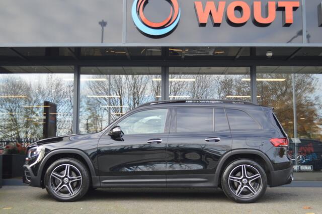 Mercedes-Benz GLB-Klasse 200 AMG 7p. Led Panorama Widescreen Sfeer Camera Trekh Augmented Pdc