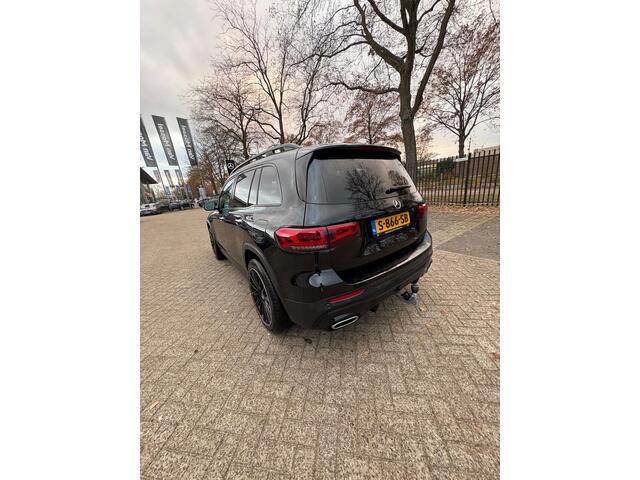 Mercedes-Benz GLB-Klasse 250 4MATIC AMG Line | 1E EIGENAAR | 12 MND GARANTIE | TREKHAAK | NAVI |