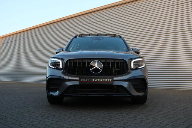 Mercedes-Benz GLB-Klasse AMG 35 4MATIC (Panoramadak Sportleder/Memory Carplay Distronic Burmester M-Bux Multibeam 20InchAMG)