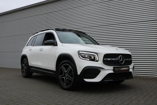 Mercedes-Benz GLB-Klasse 250 4MATIC AMG Pakket AMG NightPakket (Panoramadak Sportleder/Memory Carplay Burmester Keyless 360Camera Distronic Full-Led PrivacyGlass)