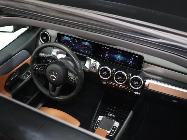 Mercedes-Benz GLB-Klasse 200 Advantage [SCHUIFKANTELDAK, CRUISE CONTROL, APPLE CARPLAY, ACHTERUITRIJCAMERA, PDC V+A, AUTOMATISCHE AIROC, ELEKTRISCHE ACHTERKLEP, NIEUWSTAAT]