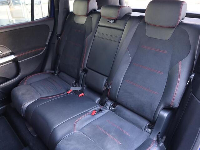 Mercedes-Benz GLB-Klasse 200 AMG line