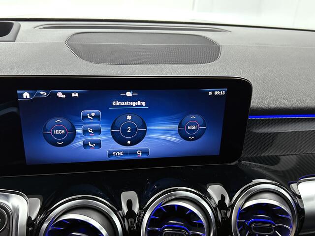 Mercedes-Benz GLB-Klasse 180 Business Solution AMG | AMG Line Plus pakket | Trekhaak | GUARD 360 ° Vehicle protection Plus | Panoramaschuifdak | Nightpakket | smartphone integratie | 360° camera | 20 inch AMG velgen | Head-up display |