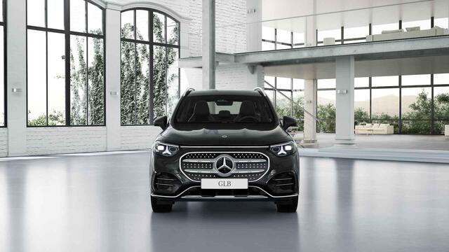 Mercedes-Benz GLB-Klasse 250+ Business Solution AMG 85.5 kWh | Premium plus | Burmester | Superscreen | Panoramadak | Memory stoelen | Multibeam LED | Sfeerverlichting |