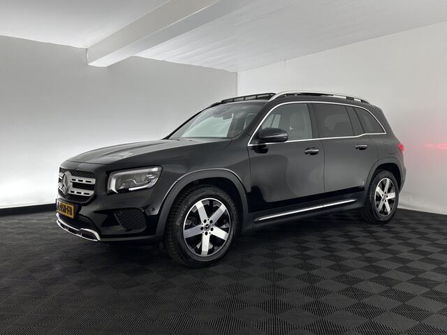 Mercedes-Benz GLB-Klasse 200 Business Solution Luxury (INCL-BTW) *PANO | LEATHER | FULL-LED | AMBIENTLIGHT | HEATED-SPORTSEATS | WIDESCREEN-DIGICOCKPIT | DAB+ | NAVI-FULLMAP | CAMERA | PRIVACYGLASS | LANE-ASSIST | DYNAMIC-SELECT | 18'