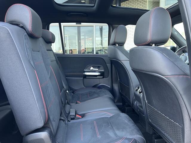 Mercedes-Benz GLB-Klasse 180 AMG Line 7p. | Panoramadak | Trekhaak | Rijassistentie