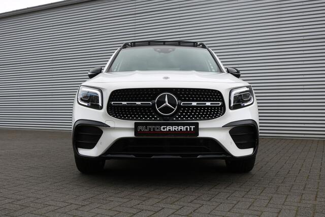 Mercedes-Benz GLB-Klasse 250 4MATIC AMG Pakket AMG NightPakket (Pano Sportleder/Memory Carplay Burmester 360Camera Distronic Keyless M-Bux Trekhaak)