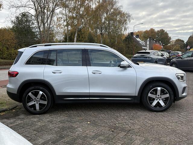 Mercedes-Benz GLB-Klasse 200 Business Solution Luxury 163pk | Dodehoeksensoren | Elektrische Achterklep | Volledig Leder | Stoelverwarming | Achteruitrijcamera | Eerste eigenaar