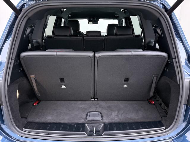 Mercedes-Benz GLB-Klasse 200 AMG 7-zits // Camera // Sfeerverlichting // Augmented Reallity // Alarm // Nightpakket // 19" AMG // LED