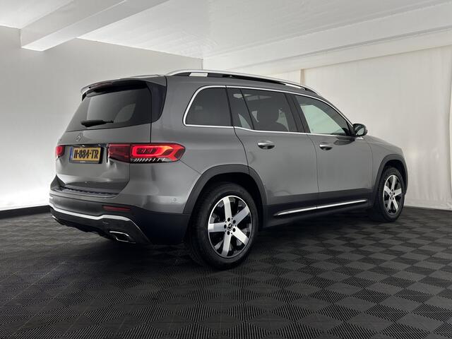 Mercedes-Benz GLB-Klasse 180 Business Solution (INCL-BTW) *PANO | ADAPTIVE-CRUISE | LEATHER | FULL-LED | BLINDSPOT | MEMORY-PACK | AMBIENTLIGHT | HEATED-SPORTSEATS | WIDESCREEN-DIGICOCKPIT | DAB+ | NAVI-FULLMAP | CAMERA | PRIVACYGLASS |
