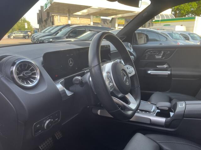 Mercedes-Benz GLB-Klasse 4MATIC Premium Plus AMG