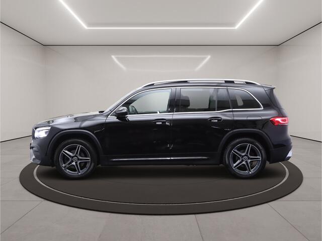 Mercedes-Benz GLB-Klasse 200 Automaat AMG Line, Panoramadak, Trekhaak, Stoelverwarming