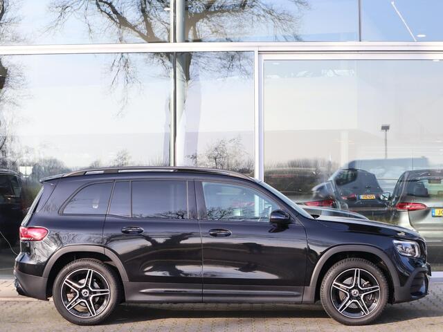 Mercedes-Benz GLB-Klasse 200 AMG line