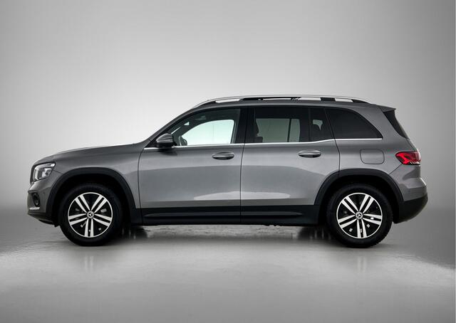 Mercedes-Benz GLB-Klasse 200 Advantage | Panoramadak | Trekhaak | Augmented Reality | Parkeerpakket met Camera | Inclusief 24 maanden Mercedes-Benz Certified garantie voor Europa.