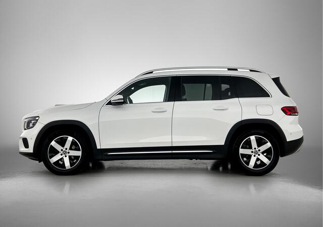 Mercedes-Benz GLB-Klasse 200 Advantage | Sfeerverlichting | LED | Alarm | Augmented Reality | Parkeerpakket met Camera | Inclusief 24 maanden Mercedes-Benz Certified garantie voor Europa.