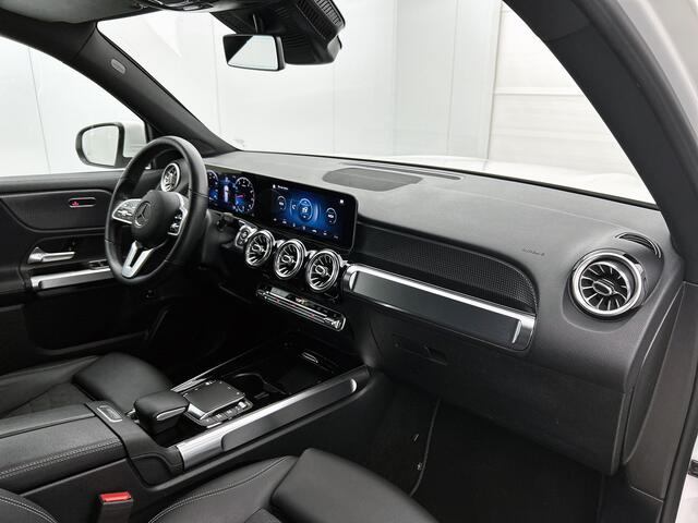 Mercedes-Benz GLB-Klasse 200 Advantage | Sfeerverlichting | LED | Alarm | Augmented Reality | Parkeerpakket met Camera | Inclusief 24 maanden Mercedes-Benz Certified garantie voor Europa.