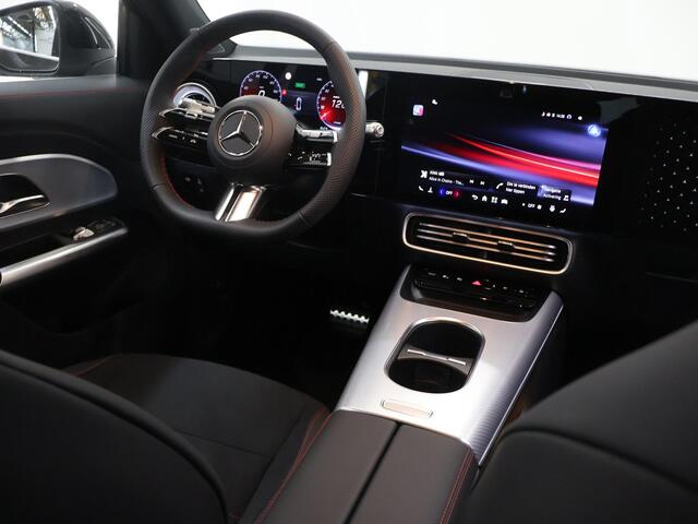 Mercedes-Benz GLB-Klasse 250+ Business Solution AMG 85.5 kWh | 29-07-2026 Beschikbaar | Panoramadak | Stoelverwarming | LED koplampen | AMG-Line | Sportstoelen |