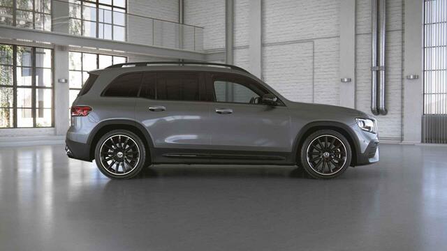 Mercedes-Benz GLB-Klasse 250 4MATIC Premium Plus | AMG | Night | Trekhaak | Panoramadak | Burmester | Memory | Multispaaks lichtmetalen velgen |