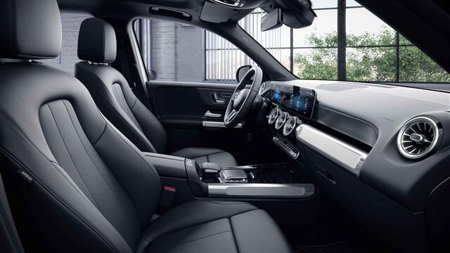Mercedes-Benz GLB-Klasse 200 Business Solution Luxury | Panoramadak | Memory | Multibeam | Widescreen | Stoelverwarming |