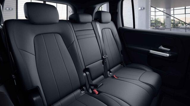 Mercedes-Benz GLB-Klasse 200 Business Solution Luxury | Panoramadak | Memory | Multibeam | Widescreen | Stoelverwarming |