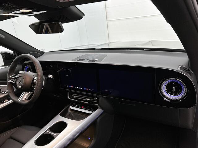 Mercedes-Benz GLB-Klasse 250+ Business Solution AMG 7p. 85.5 kWh | Premium pakket | Nightpakket | Parkeerpakket | Warmtewerend, donkergetint glas | Vast panoramadak | GUARD 360° | 19" vijfspaaks lichtmetalen AMG-velgen |