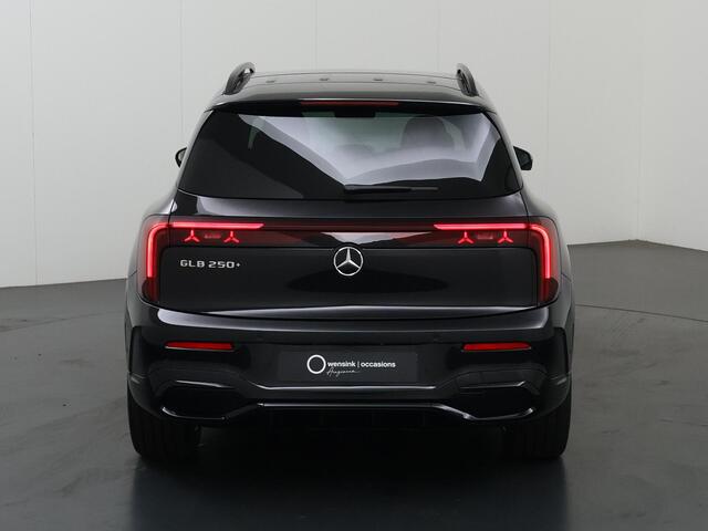 Mercedes-Benz GLB-Klasse 250+ Business Solution AMG 7p. 85.5 kWh | Night Pakket | Memory Pakket | Panoramadak | Stoelverwarming | LED koplampen | Spiegelpakket | Achteruitrijcamera |