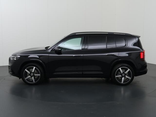 Mercedes-Benz GLB-Klasse 250+ Business Solution AMG 7p. 85.5 kWh | Night Pakket | Memory Pakket | Panoramadak | Stoelverwarming | LED koplampen | Spiegelpakket | Achteruitrijcamera |
