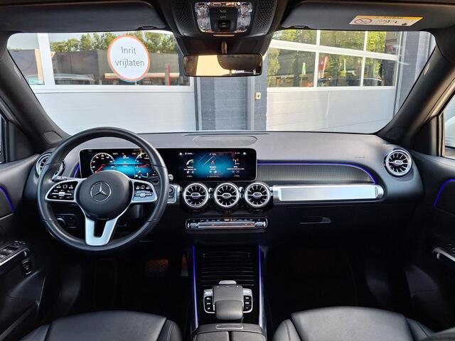 Mercedes-Benz GLB-Klasse 200 Business Solution Luxury | Panoramadak | Trekhaak Afneembaar | Achteruitrijcamera | Memory Pakket | Sfeerverlichting | Widescreen | Stoelverwarming | Multibeam LED | Privacy Glas Achter | Keyless-GO | Elektrisch Bedienbare Achterklep