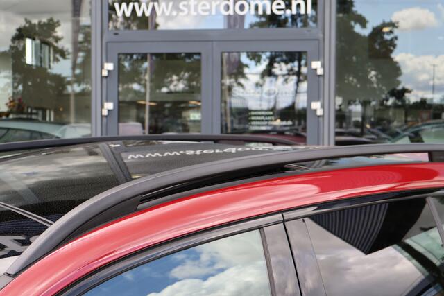 Mercedes-Benz GLB-Klasse 200 Business Solution AMG 163 PK I Panoramadak I Trekhaak I Stoelverwarming I Tempomaat I Camera I Elektrische stoelen I Mulitibeam led I Memory l Elektrisch bedienbare achterklep l Sfeerverlichting I Nightpakket I