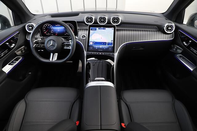 Mercedes-Benz GLC-KLASSE 400e AMG 4-Matic | 381PK | Massage | Head-up | Keyles-go | Sfeerverlichting | Burmester | Digital-light | Distronic+ | Stuurwielverw. | 2024.