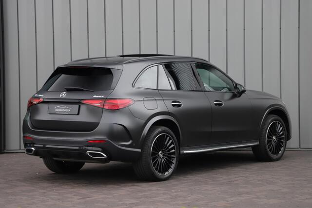 Mercedes-Benz GLC-KLASSE 400e AMG 4-Matic | 381PK | Massage | Head-up | Keyles-go | Sfeerverlichting | Burmester | Digital-light | Distronic+ | Stuurwielverw. | 2024.