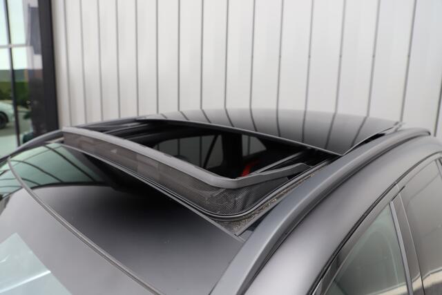 Mercedes-Benz GLC-KLASSE 400e AMG 4-Matic | 381PK | Massage | Head-up | Keyles-go | Sfeerverlichting | Burmester | Digital-light | Distronic+ | Stuurwielverw. | 2024.