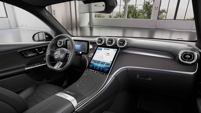Mercedes-Benz GLC-KLASSE 300e 4MATIC AMG Line | Premium Plus | Panoramadak | Techniek pakket offroad | Rij assistentie pakket | Treeplanken | Trekhaak |