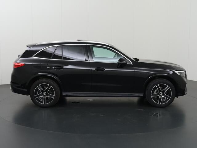 Mercedes-Benz GLC-KLASSE 300e 4MATIC AMG Line | Panoramadak | Trekhaak | Distronic |