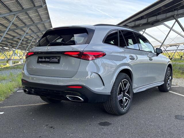 Mercedes-Benz GLC-KLASSE 300e 4MATIC AMG Line | Night | Panoramadak | Massagestoelen | Trekhaak | Rijassistentiepakket | 360 camera | Stoelverwarming/ventilatie |