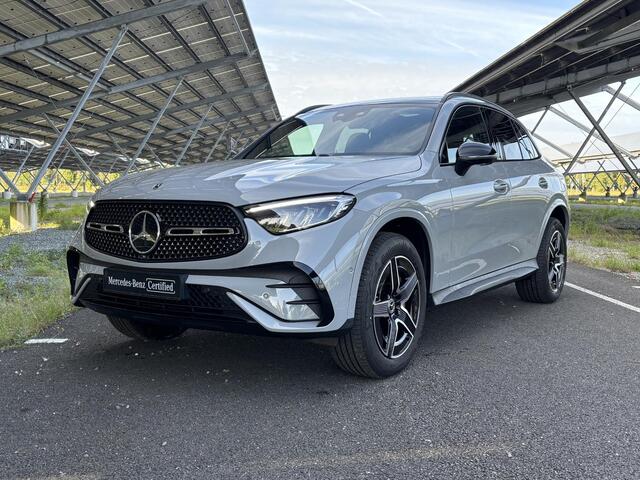 Mercedes-Benz GLC-KLASSE 300e 4MATIC AMG Line | Night | Panoramadak | Massagestoelen | Trekhaak | Rijassistentiepakket | 360 camera | Stoelverwarming/ventilatie |