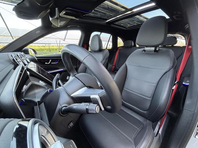 Mercedes-Benz GLC-KLASSE 300e 4MATIC AMG Line | Night | Panoramadak | Massagestoelen | Trekhaak | Rijassistentiepakket | 360 camera | Stoelverwarming/ventilatie |